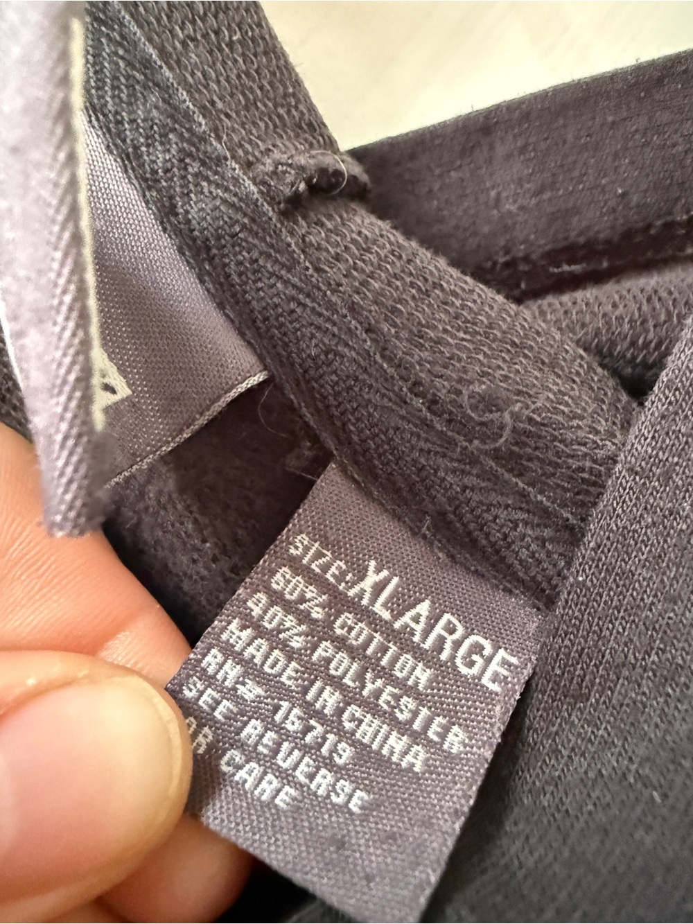 bill blass Black Hooded Sweatshirt with Branded Neck Tag size XL - Picture 6 of 9